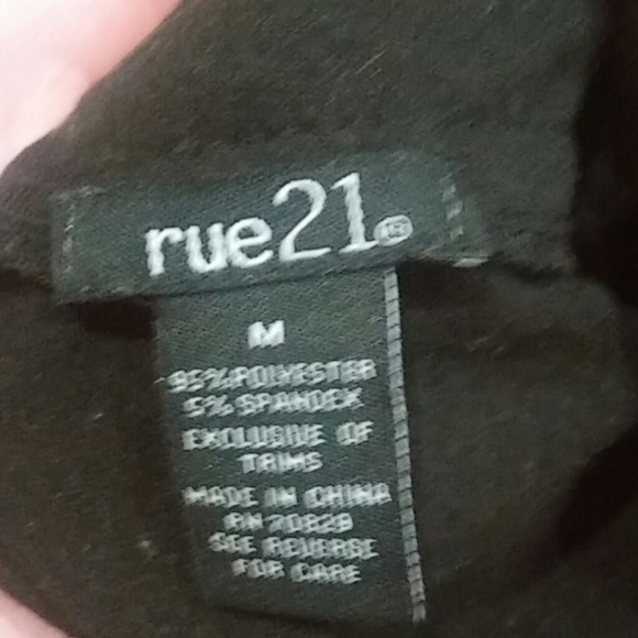 Hustle T-Shirt - Picture 3 of 4